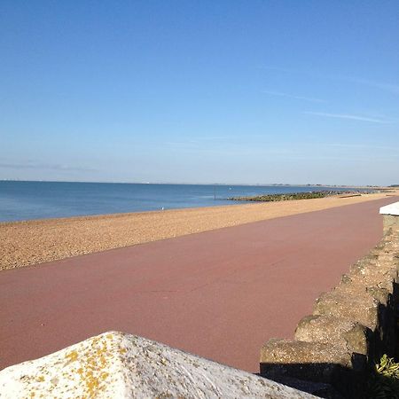 The Beach Acomodação com café da manhã Hythe  Exterior foto